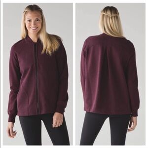 Lululemon Pleat To Street Bomber Heathered Bordeaux Drama Size 6